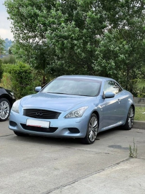 G37