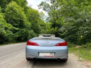 G37